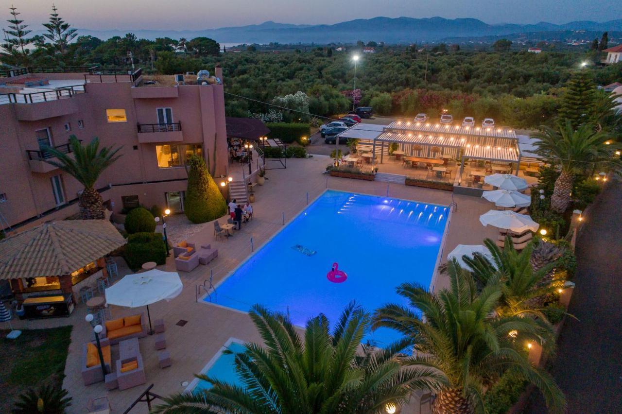 Apollo Art Hotel