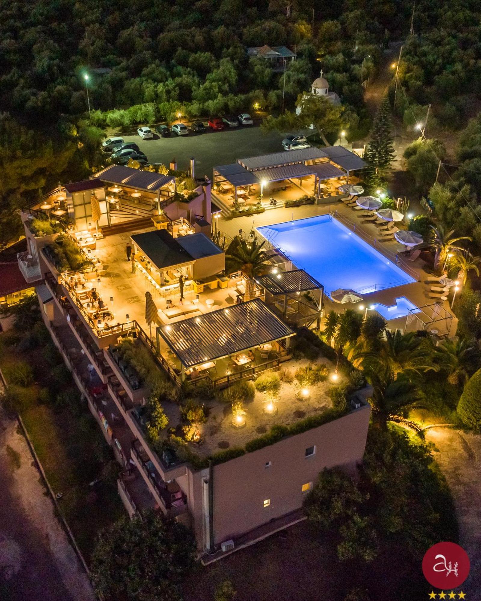 Apollo Art Hotel
