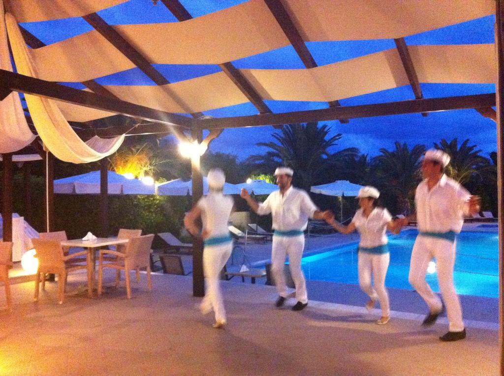 Apollo Art Kyparissia